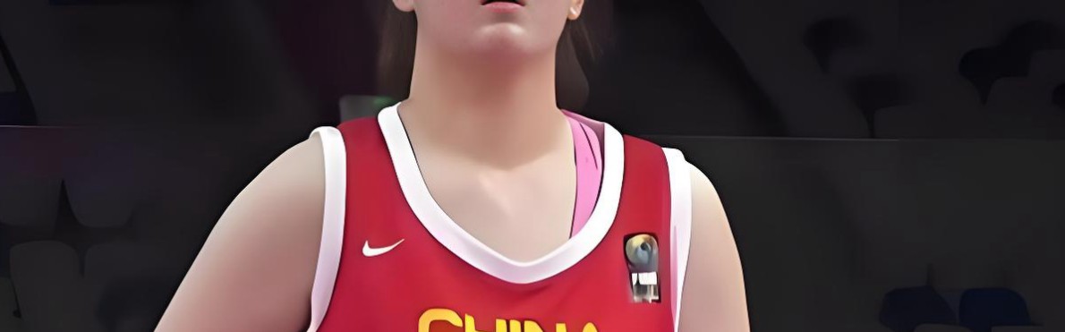 充分肯定！王思雨点评2米26张子宇：能成为世界顶级中锋