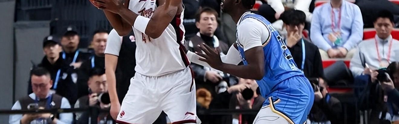 华体会APP-唉！3大投手3分16中2，频频打铁输北京，球迷：平时训练在干什么?